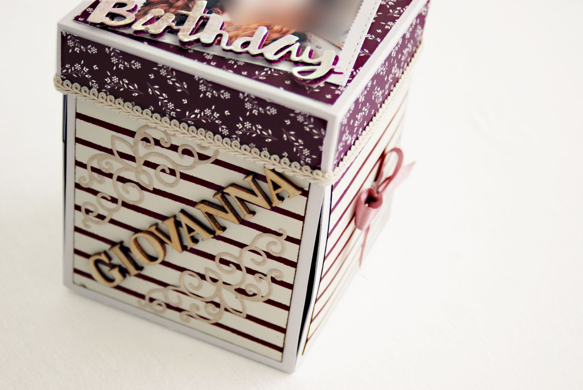 Explosionsbox zum 18. Geburtstag